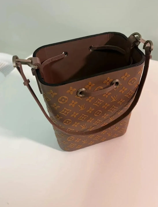 3d Luxury LV pen or brush holder